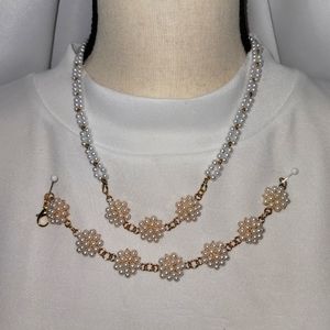 Cluster Pearl Necklace and Bracelet